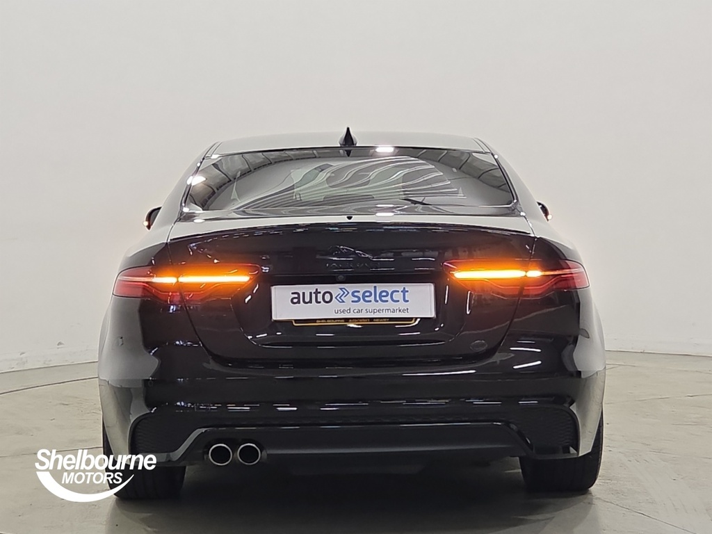 Jaguar XE 2.0 P250 R-dynamic Black Saloon Grey #14
