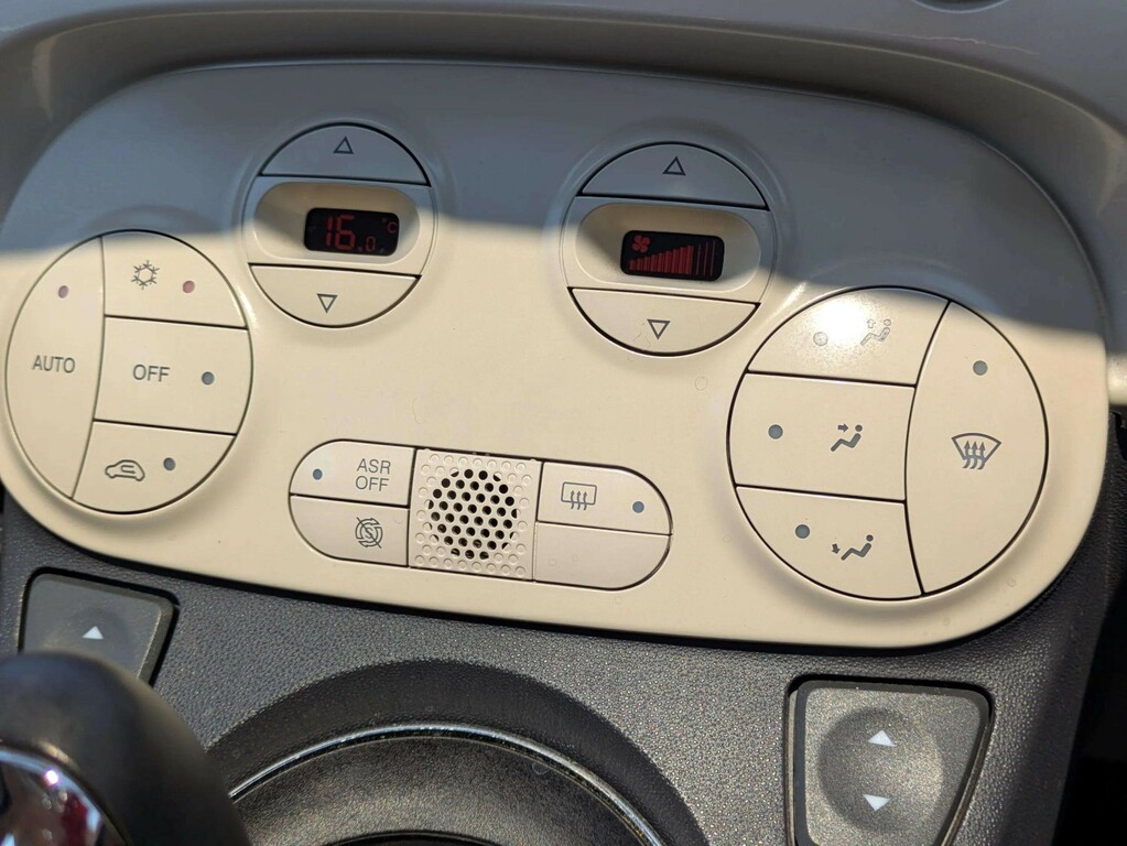Fiat 500 1.2 Lounge 5X Services, 30 Road Tax Panoram White #24