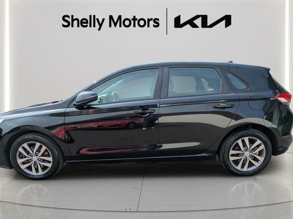 Hyundai I30 1.4T Gdi Se Nav Dct Black #3