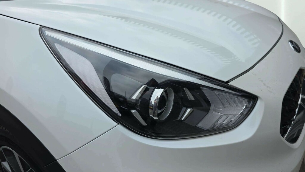 Kia Niro 1.6 Gdi Hybrid 3 Dct LB20TKK White #3