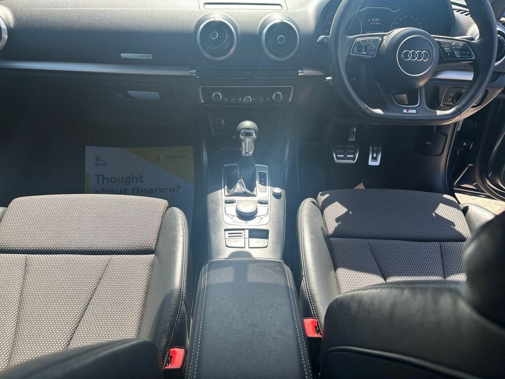 Audi A3 1.5 Tfsi Cod 35 Black Edition Sportback S Tronic E YA19AUN Blue #4