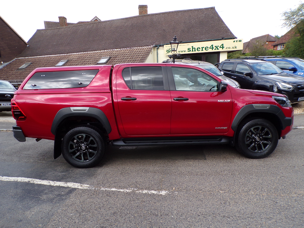 Toyota HILUX 2.8 D-4d Invincible X Pickup Double Cab VK73UFT Red #5