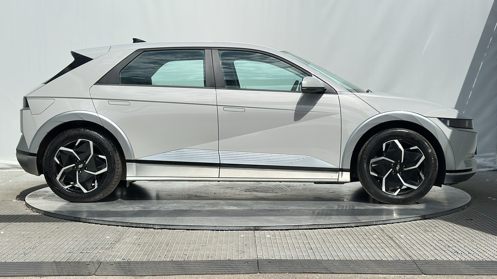 Hyundai Ioniq 5 73Kwh Premium Hatchback 217 Ps LG22ZSJ Grey #5