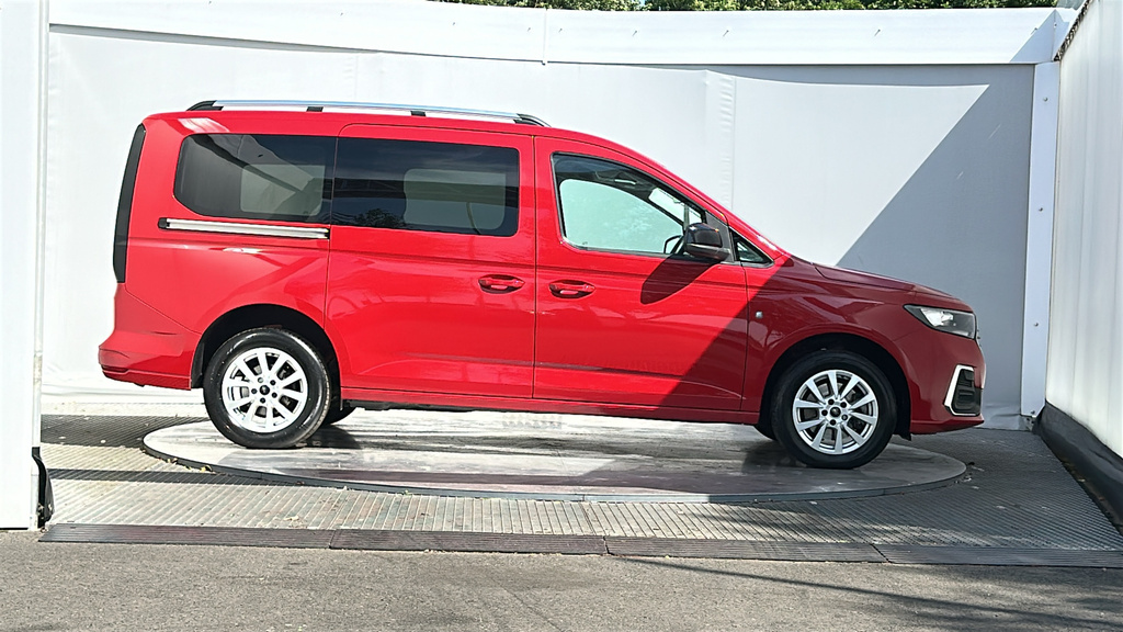 Ford Grand Tourneo Connect 2.0 Ecoblue Titanium Mpv Euro 6 MA23FWD Red #5