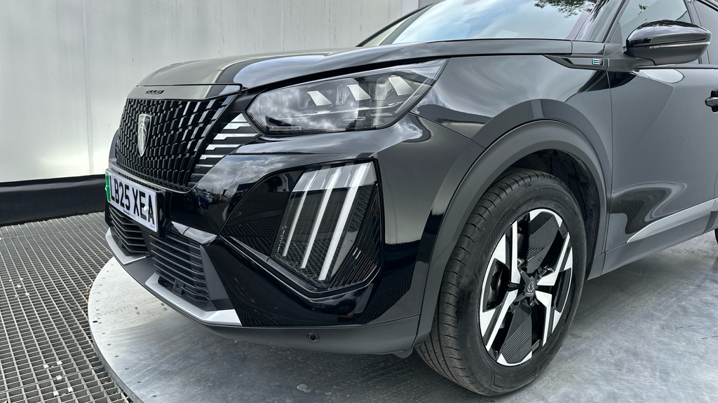 Peugeot e-2008 50Kwh Allure Suv 7Kw Charger  #66