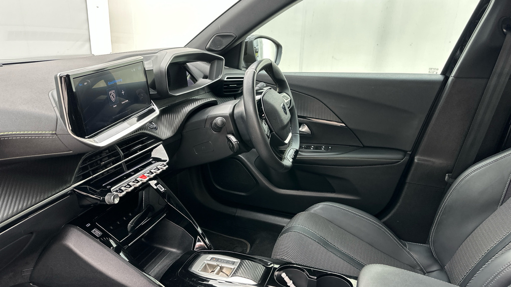 Peugeot e-2008 50Kwh Allure Suv 7Kw Charger  #32