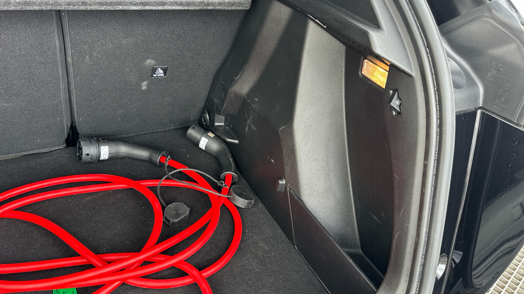 Peugeot e-2008 50Kwh Allure Suv 7Kw Charger  #40