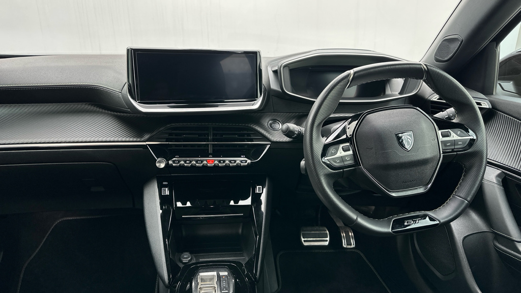 Peugeot e-2008 50Kwh Gt Suv 7Kw Charger 136 Black #4
