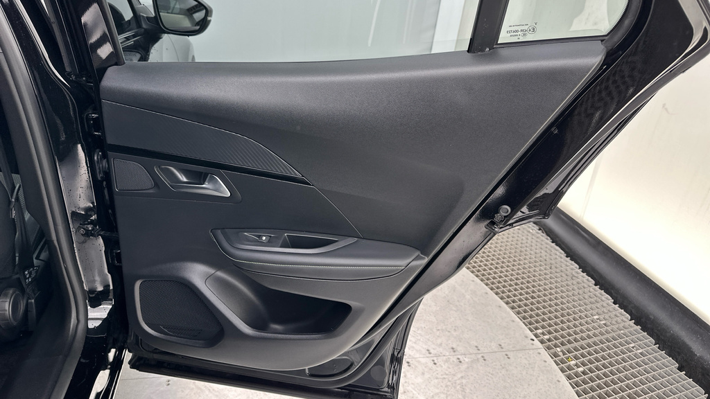 Peugeot e-2008 50Kwh Allure Suv 7Kw Charger  #24