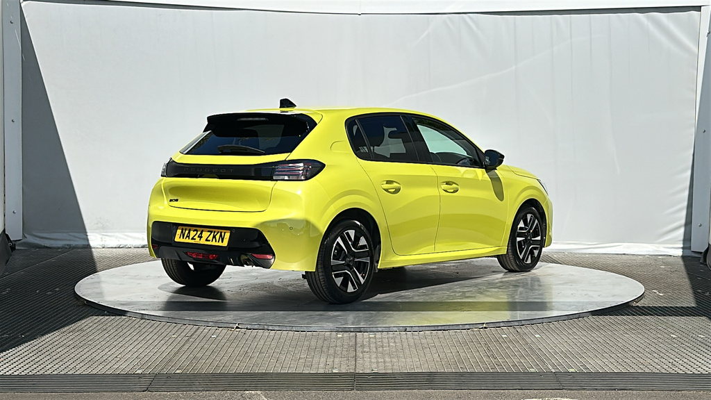 Peugeot 208 1.2 Puretech Allure Hatchback Eu Yellow #6