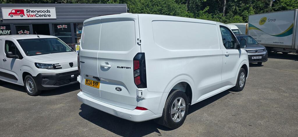Ford Transit Custom 2.0 300 Ecoblue Limited Panel Van Manua White #3