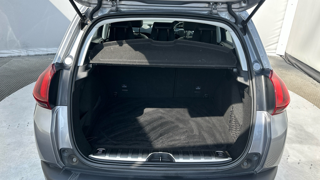 Peugeot 2008 1.2 Puretech Allure Suv Euro 6 Black #15