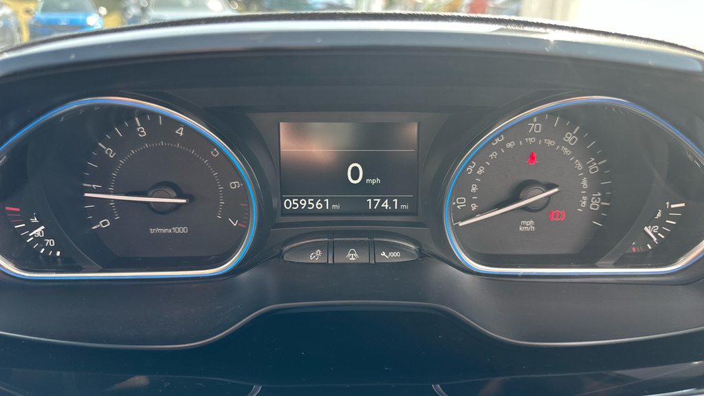 Peugeot 2008 1.2 Puretech Allure Suv Euro 6 Black #13