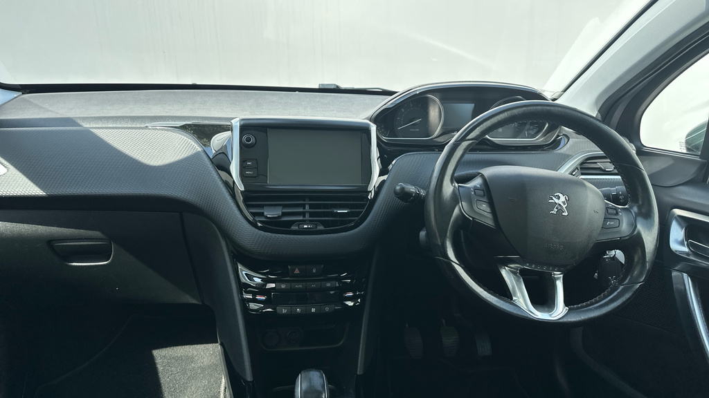 Peugeot 2008 1.2 Puretech Allure Premium Suv Grey #4