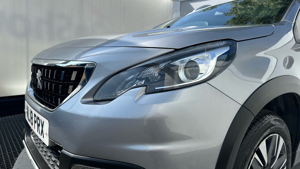 Peugeot 2008 1.2 Puretech Allure Suv Euro 6 Black #63