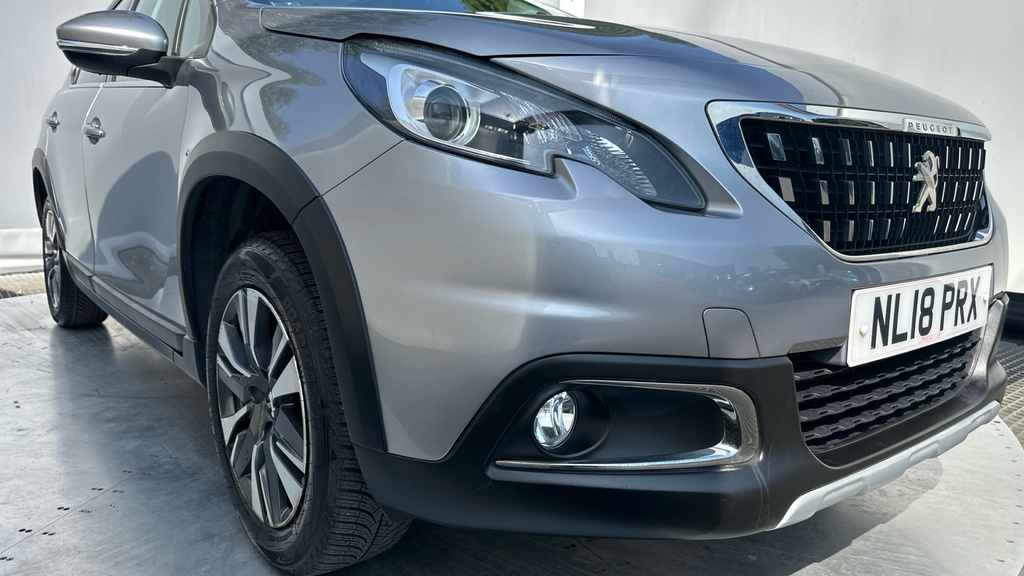 Peugeot 2008 1.2 Puretech Allure Suv Euro 6 Black #60
