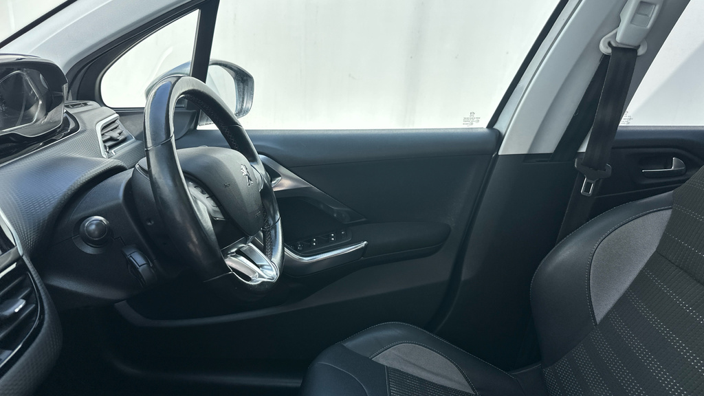 Peugeot 2008 1.2 Puretech Allure Suv Euro 6 Black #30