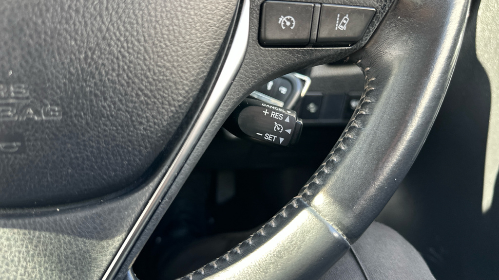 Toyota Auris 1.8 Vvt-h Excel Cvt Euro 6 Ss Safety Sense Blue #67
