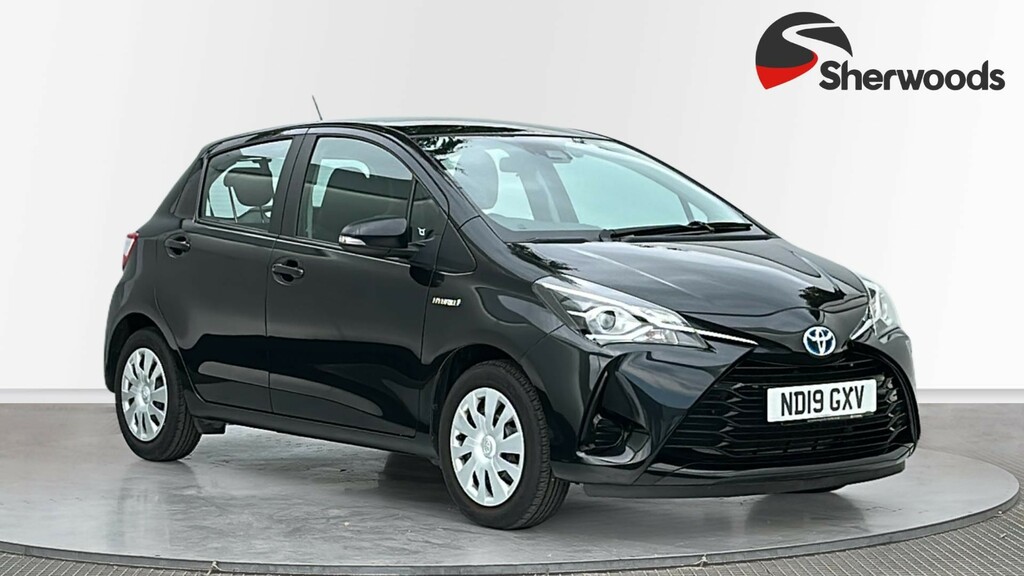 Toyota Yaris 1.5 Vvt-h Active Hatchback Hybrid E-cvt Black