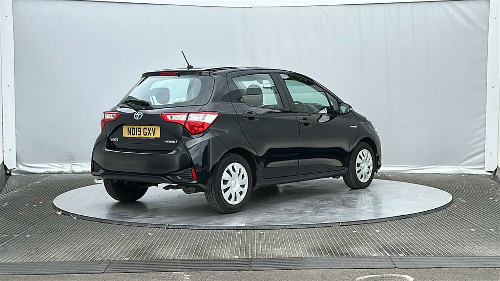 Toyota Yaris 1.5 Vvt-h Active Hatchback Hybrid E-cvt ND19GXV Black #6