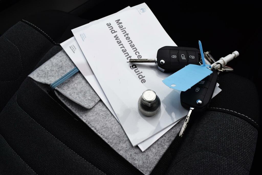 Citroen C3 1.2 Puretech Shine Plus White #8