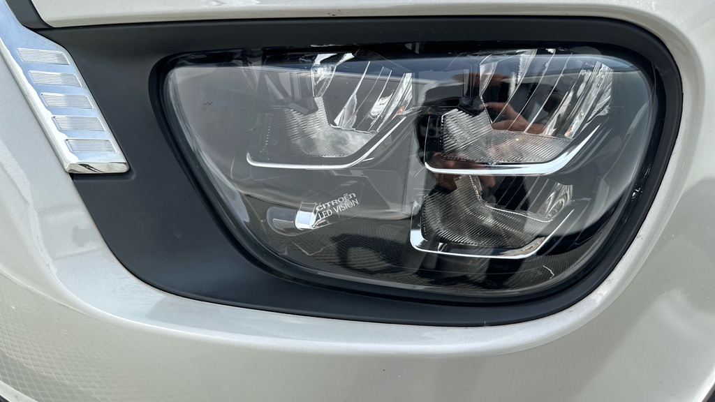 Citroen C3 1.2 Puretech Shine Plus Red #28