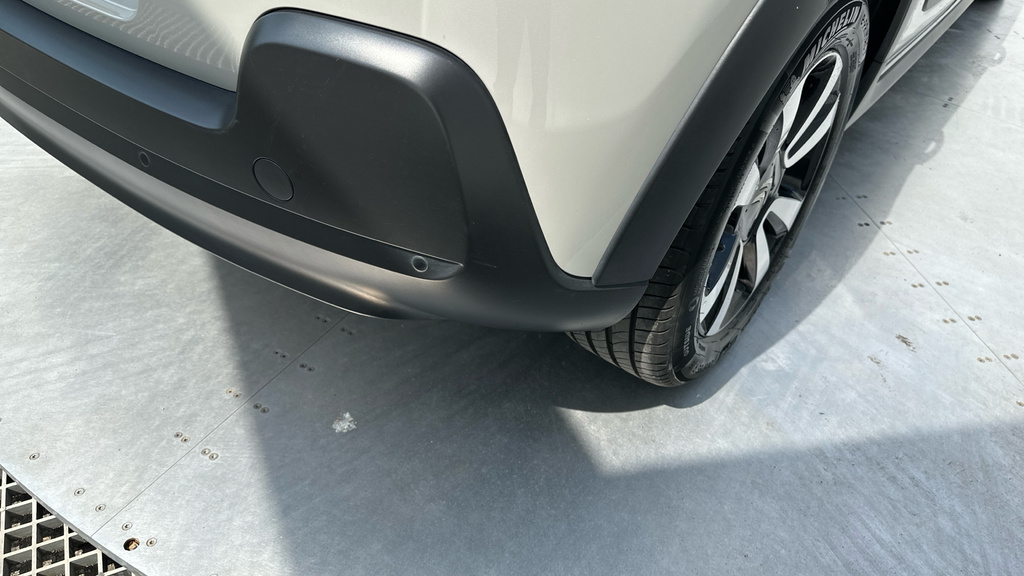 Citroen C3 1.2 Puretech Shine Plus Red #37