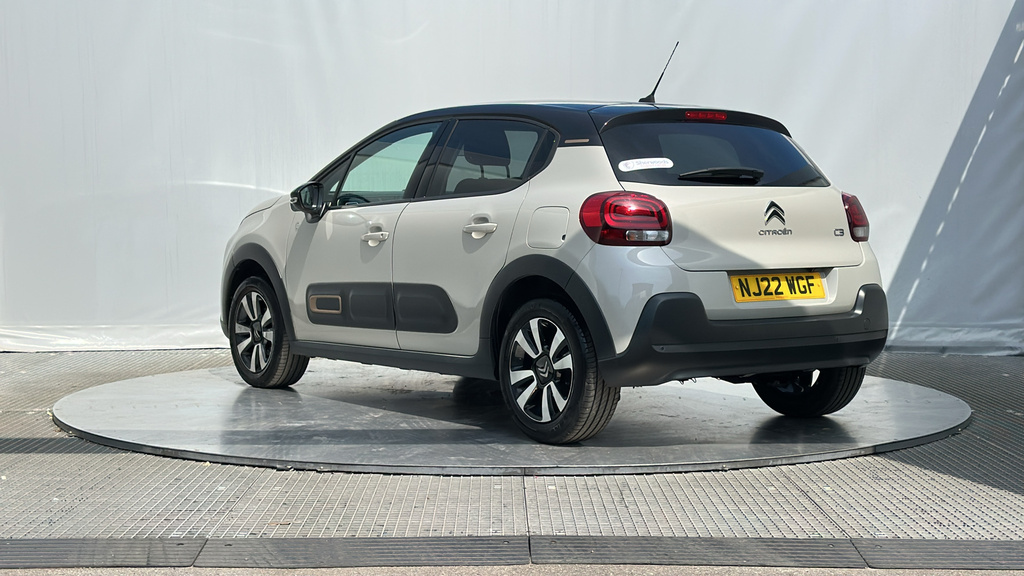 Citroen C3 1.2 Puretech Shine Plus Red #8