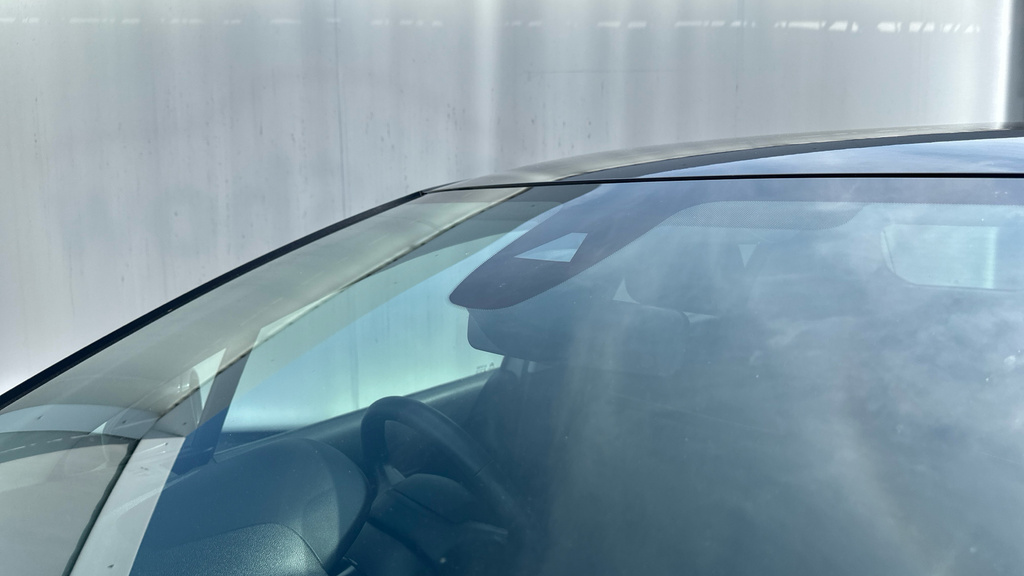 Citroen C3 1.2 Puretech Shine Plus Red #27