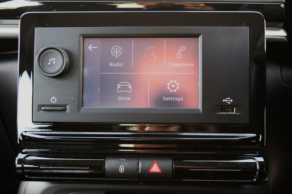 Citroen C3 1.2 Puretech You Hatchback Euro Red #6