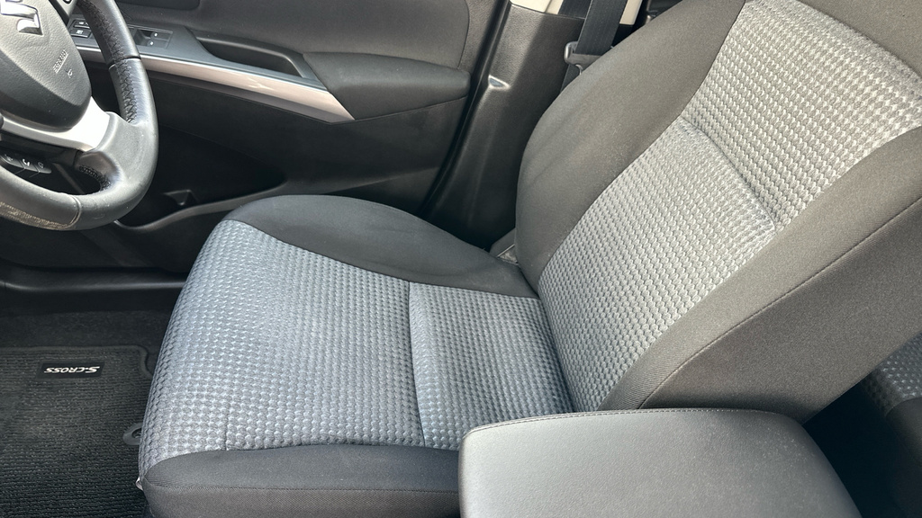 Suzuki S Cross Motion Blue #30