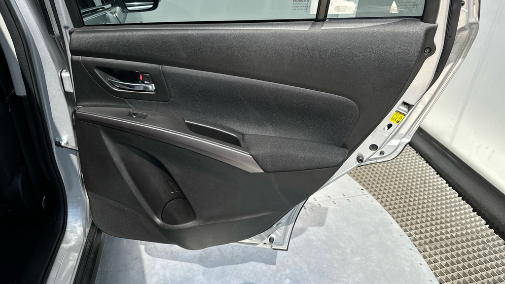 Suzuki S Cross Motion Blue #23