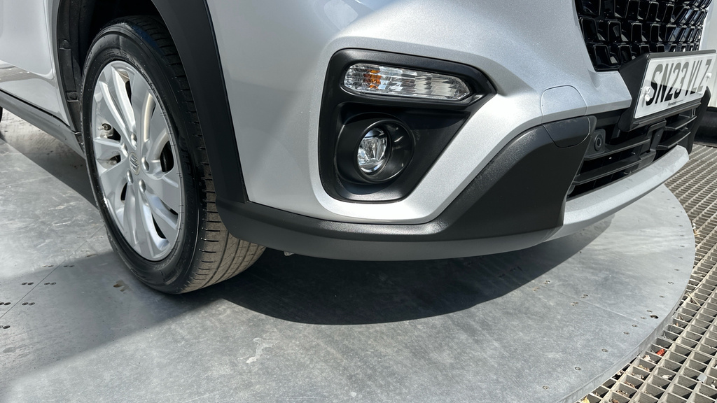Suzuki S Cross Motion Blue #58