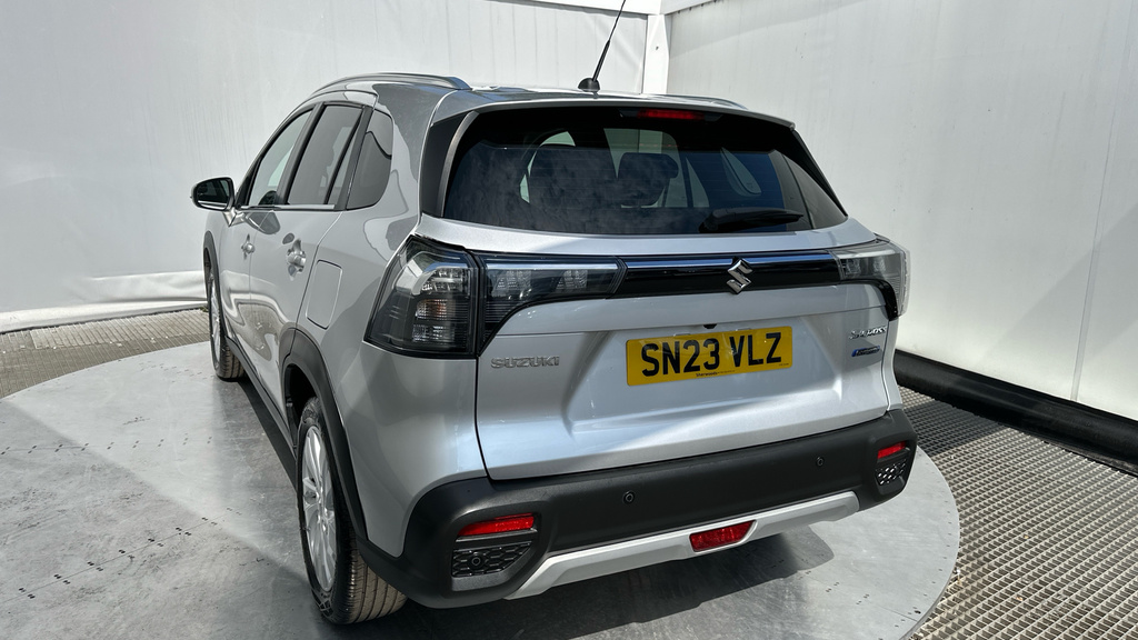 Suzuki S Cross Motion Blue #46