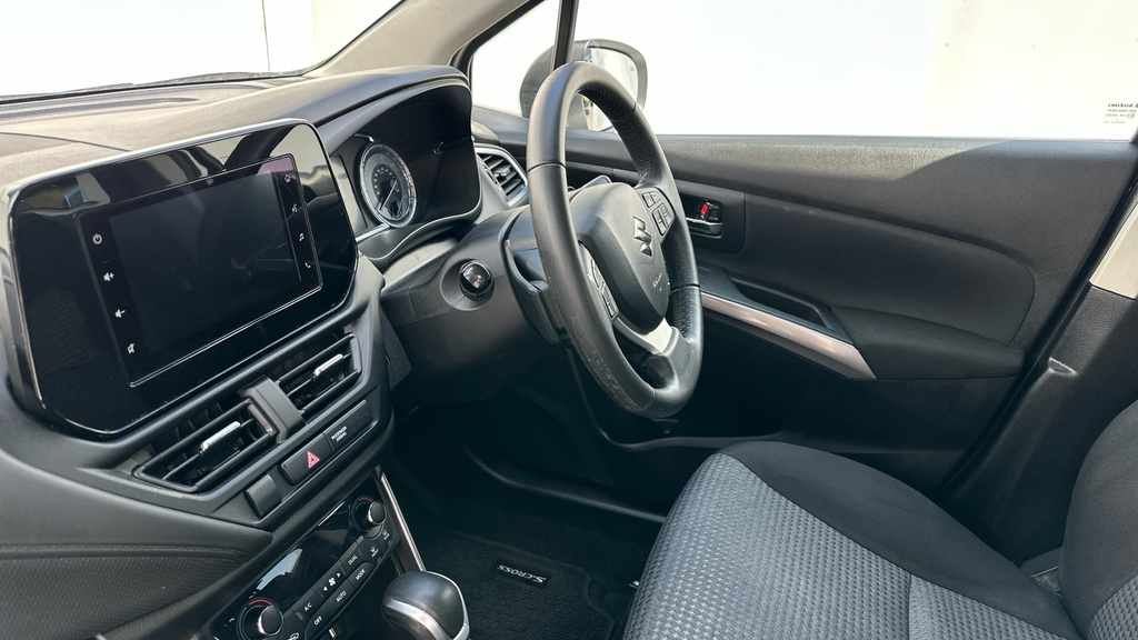 Suzuki S Cross Motion Blue #32