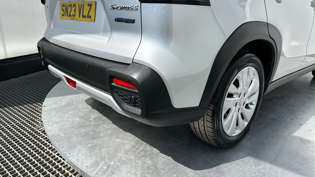 Suzuki S Cross Motion Blue #50
