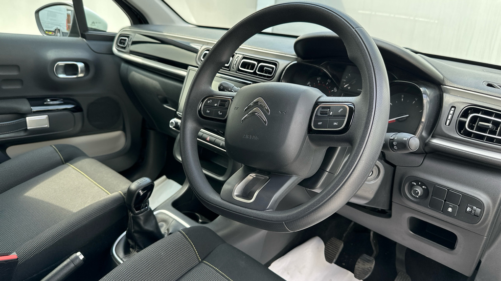Citroen C3 1.2 Puretech Plus Hatchback Euro VN74GXX Black #2