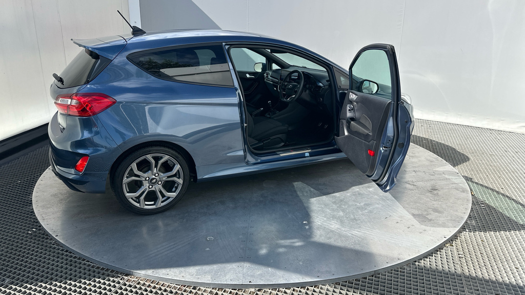 Ford Fiesta Trend Blue #92
