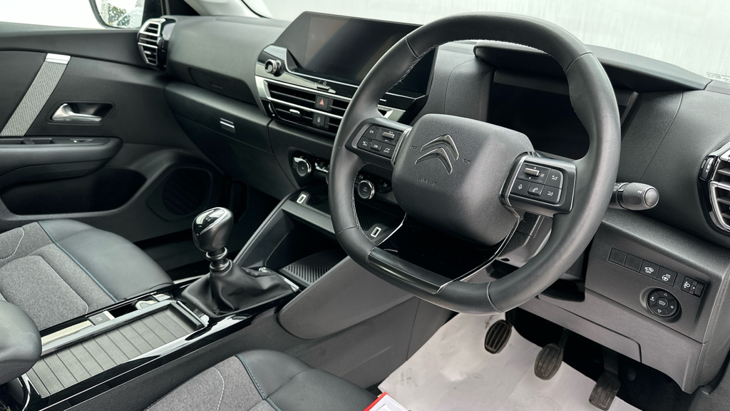 Citroen C4 1.2 Puretech C-series Edition Hatchback White #2