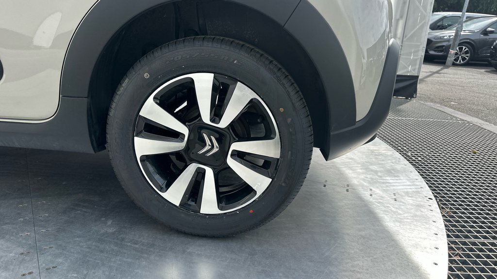 Citroen C3 1.2 Puretech Shine Plus Hatchback Manua #18