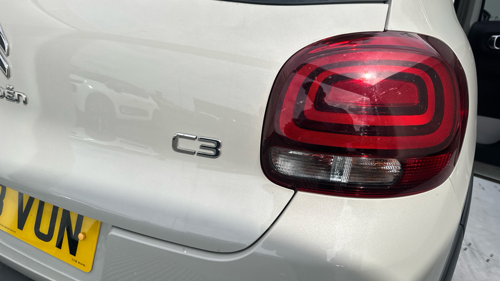 Citroen C3 1.2 Puretech Shine Plus Hatchback Manua #23