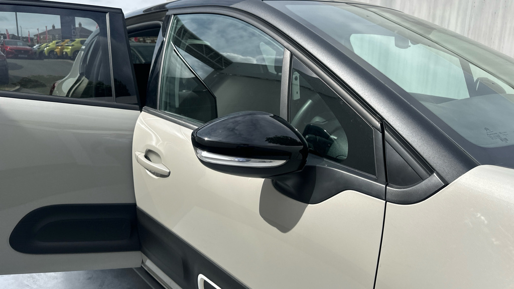 Citroen C3 1.2 Puretech Shine Plus Hatchback Manua #36