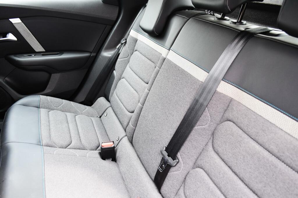 Citroen C4 C4 100Kw Shine Plus 50Kwh Black #7