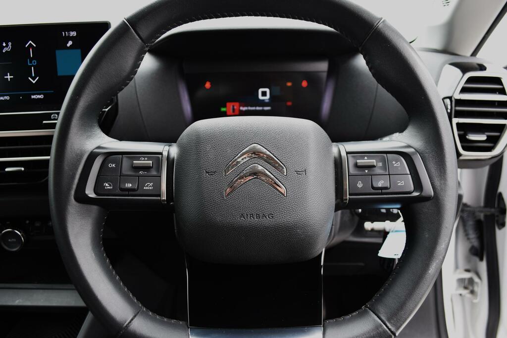 Citroen C4 C4 100Kw Shine Plus 50Kwh Black #14