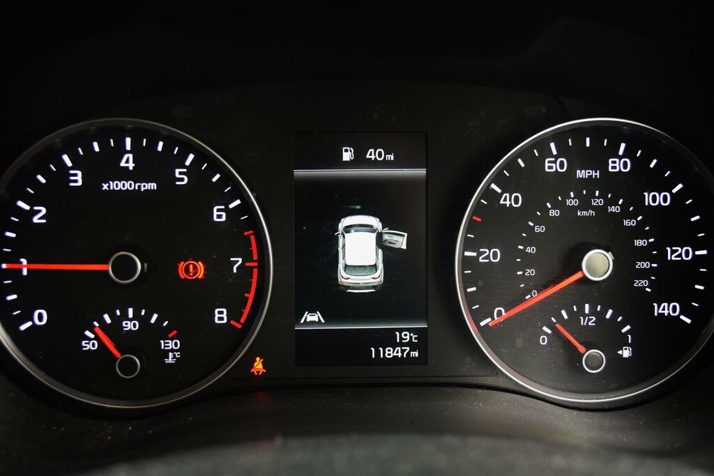 Kia Stonic 1.0 T-gdi Gt-line Yellow #11
