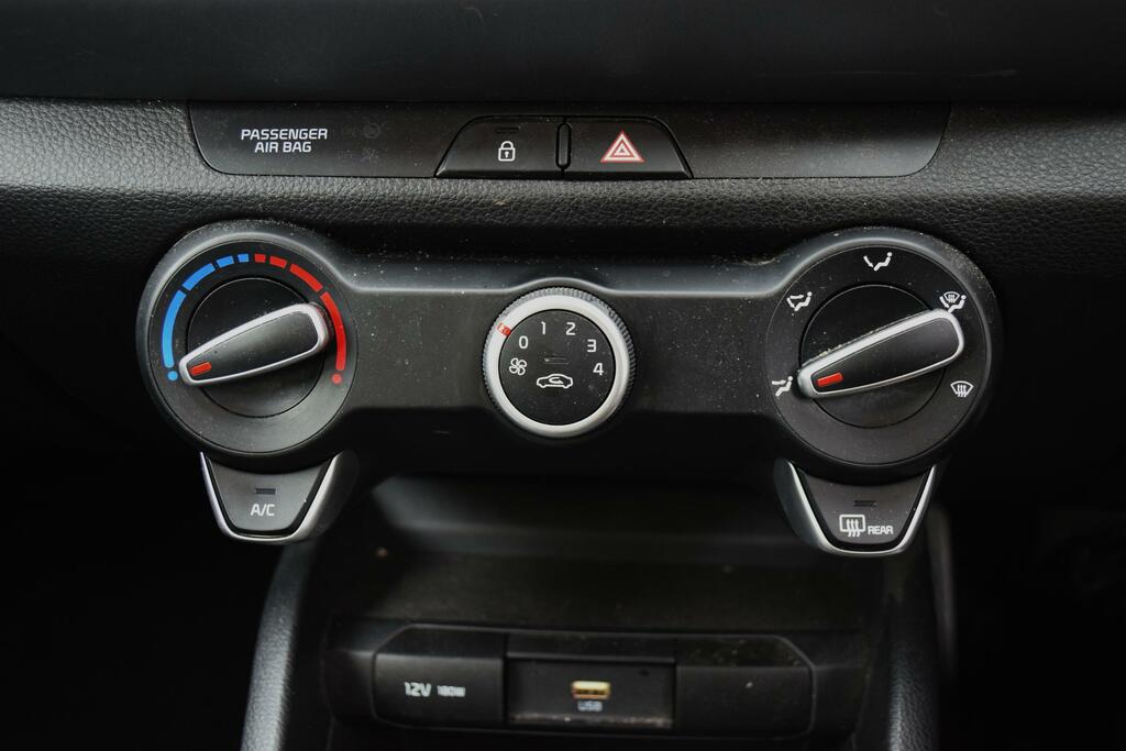 Kia Stonic 1.0 T-gdi Gt-line Yellow #21