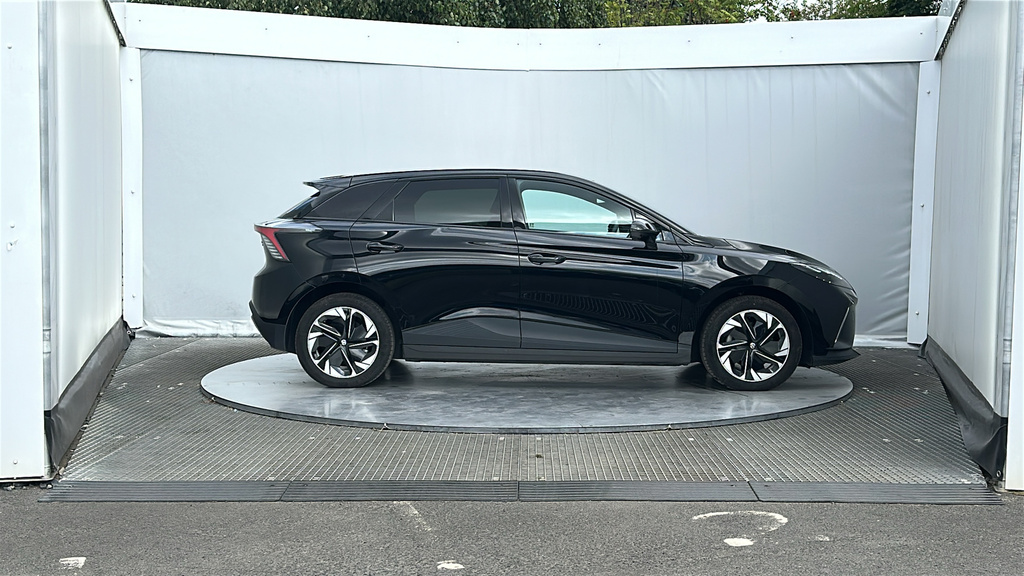 MG MG4 64Kwh Trophy Long Range Hatchback Aut Black #5