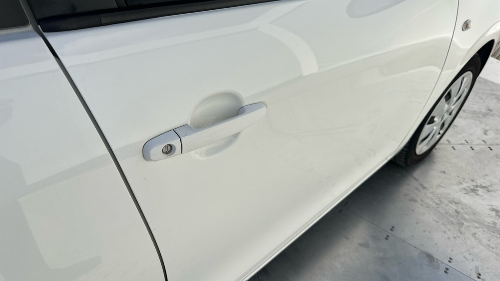Citroen C1 1.0 Vti Touch Euro 5 White #28