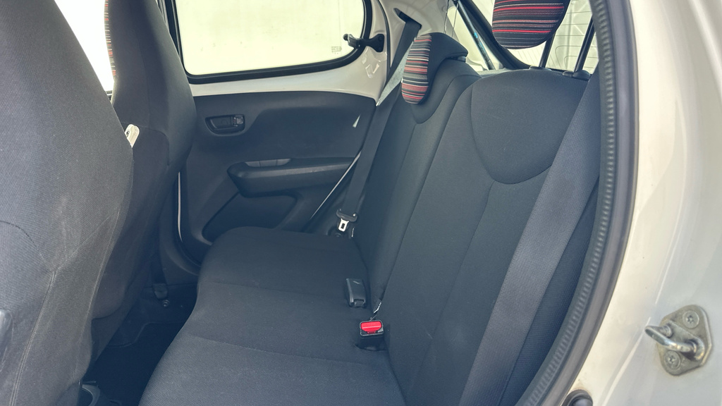 Citroen C1 1.0 Vti Touch Euro 5 White #38