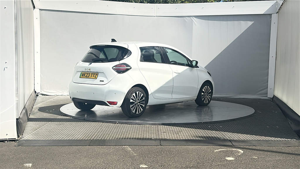 Renault Zoe R135 Ev50 52Kwh Techno Hatchback White #6